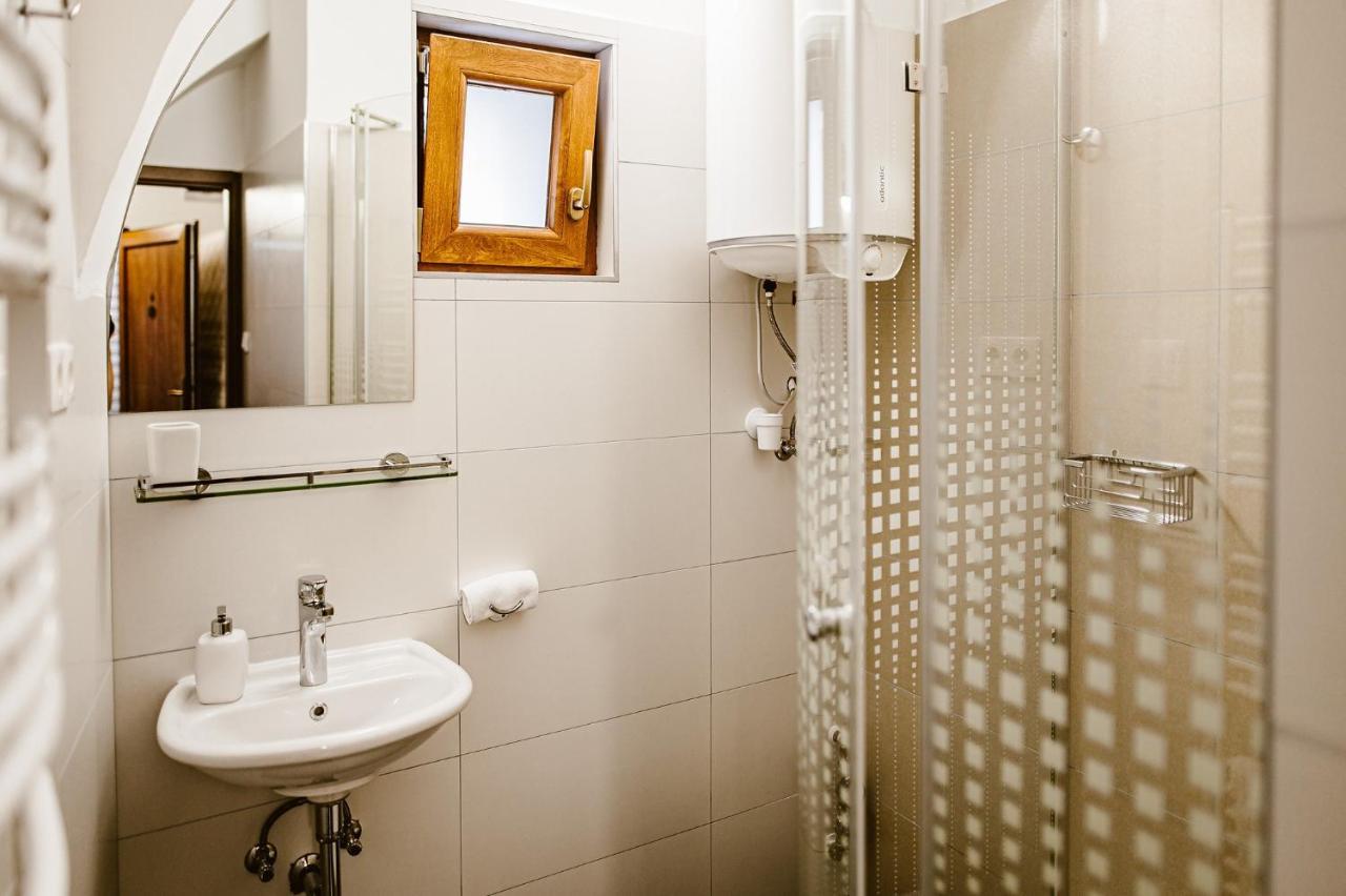 Aparthotel Sziklavendeghaz à Veszprém Extérieur photo
